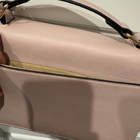 Pink purse - Picture 3 of 4